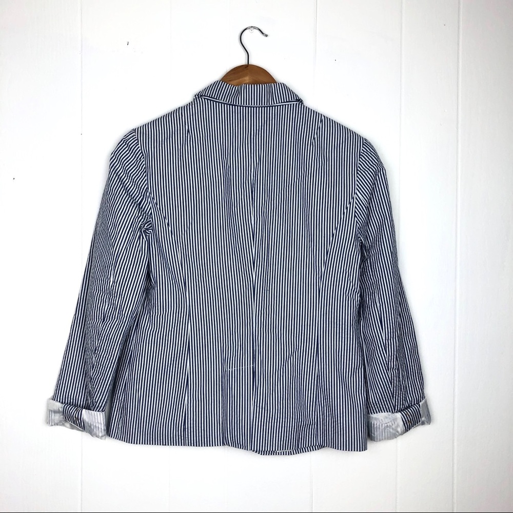 NWT GAP. SEERSUCKER DARCK CHAMBRAY JACKET BLAZER SIZE. 2 - Picture 5 of 16